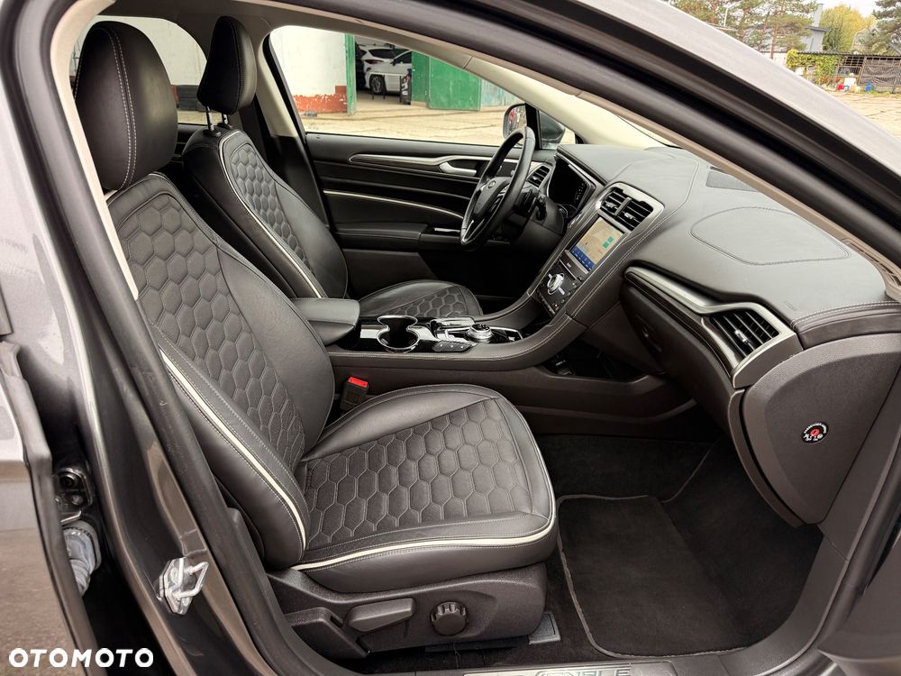 Ford Mondeo 2.0 EcoBlue VIGNALE - 12
