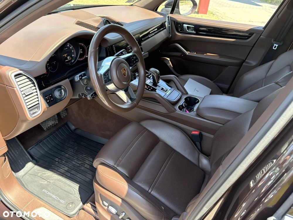 Porsche Cayenne E-Hybrid - 7
