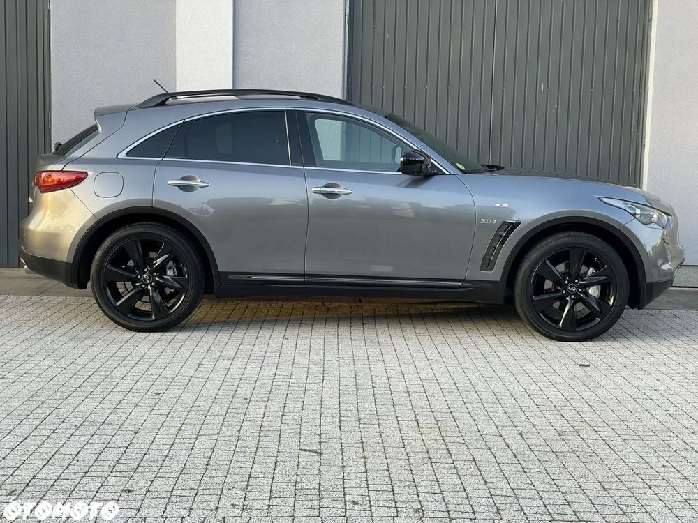 Infiniti Q70 3.0d S Premium - 6