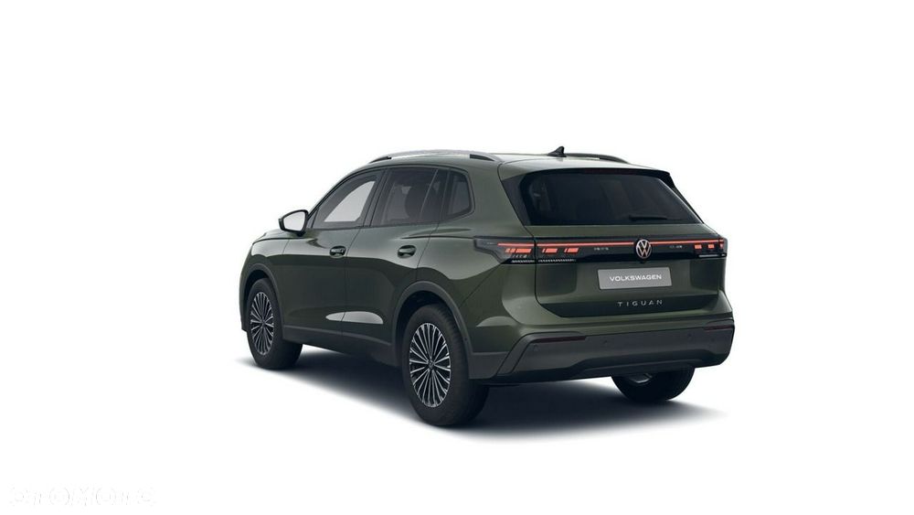 Volkswagen Tiguan - 3