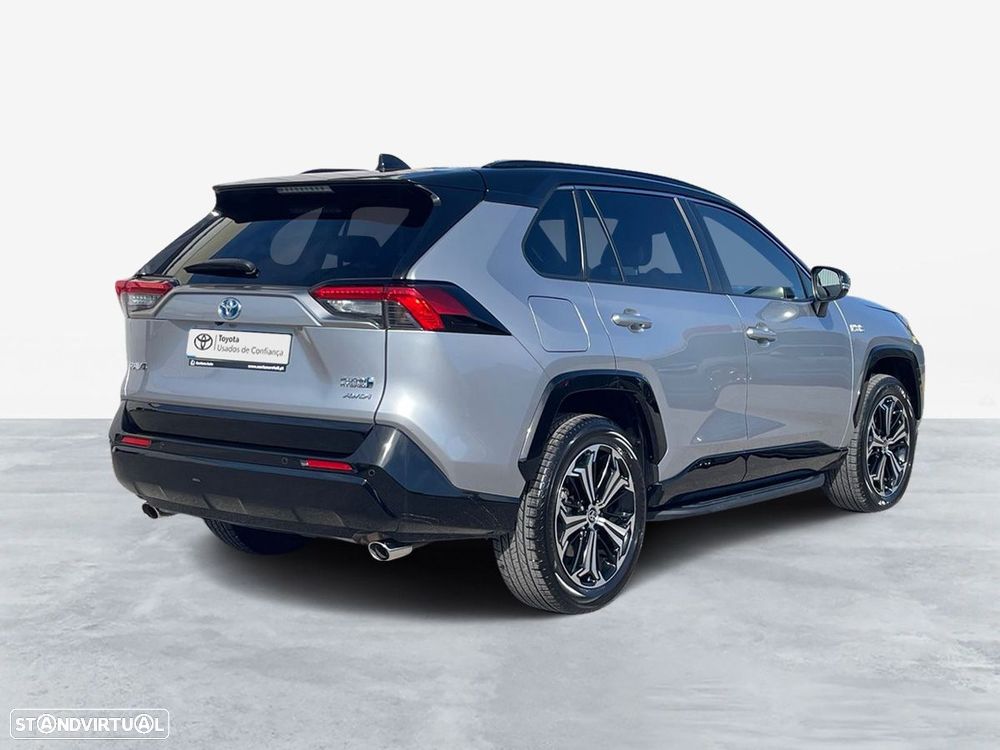 Toyota RAV4 - 18