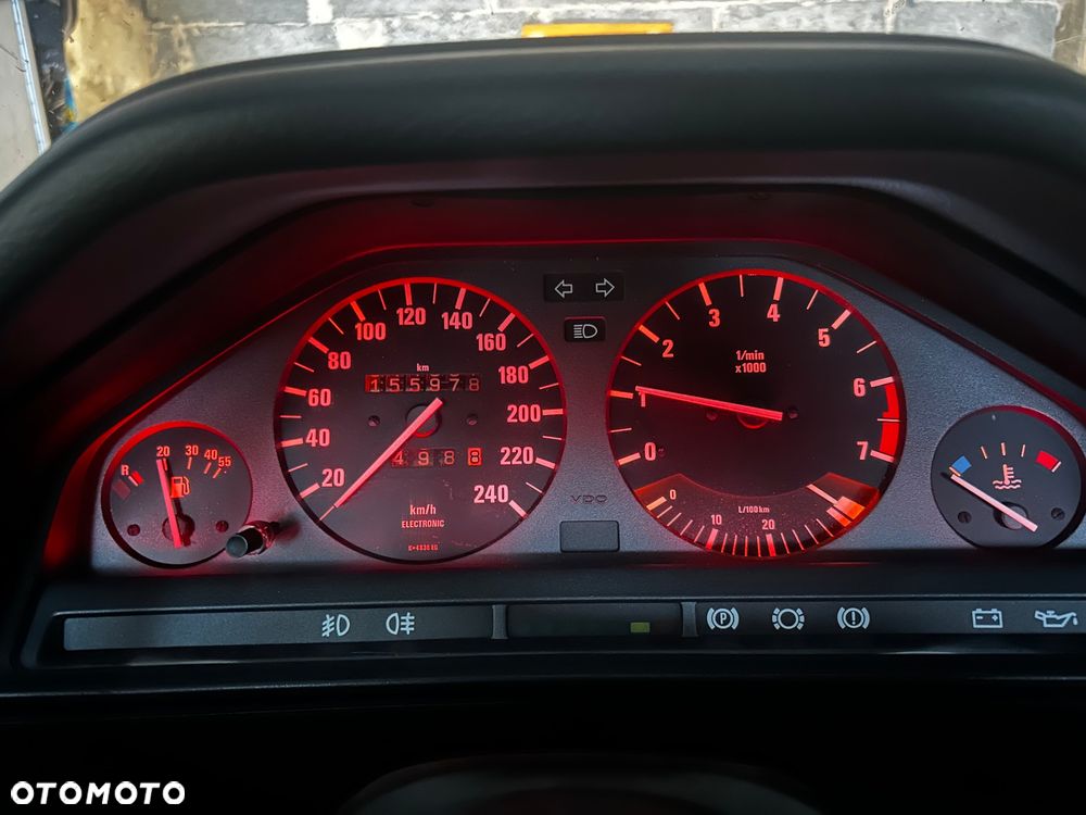 BMW Seria 3 325i - 11