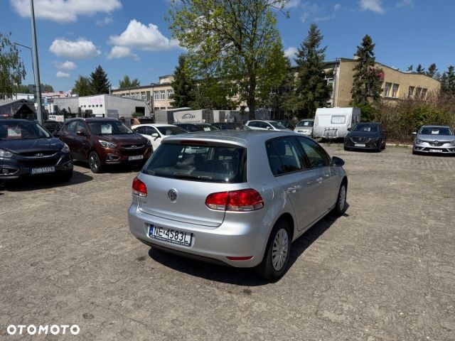 Volkswagen Golf - 3