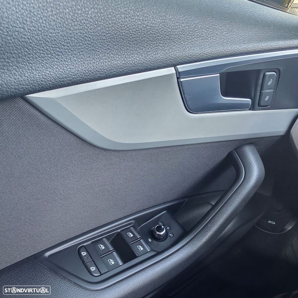 Audi A4 35 TDI Advanced S tronic - 13