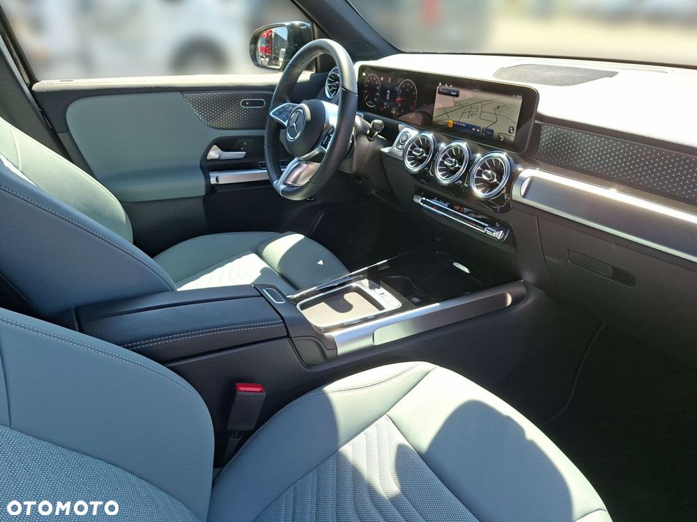 Mercedes-Benz GLB 200 Progressive 7G-DCT - 13