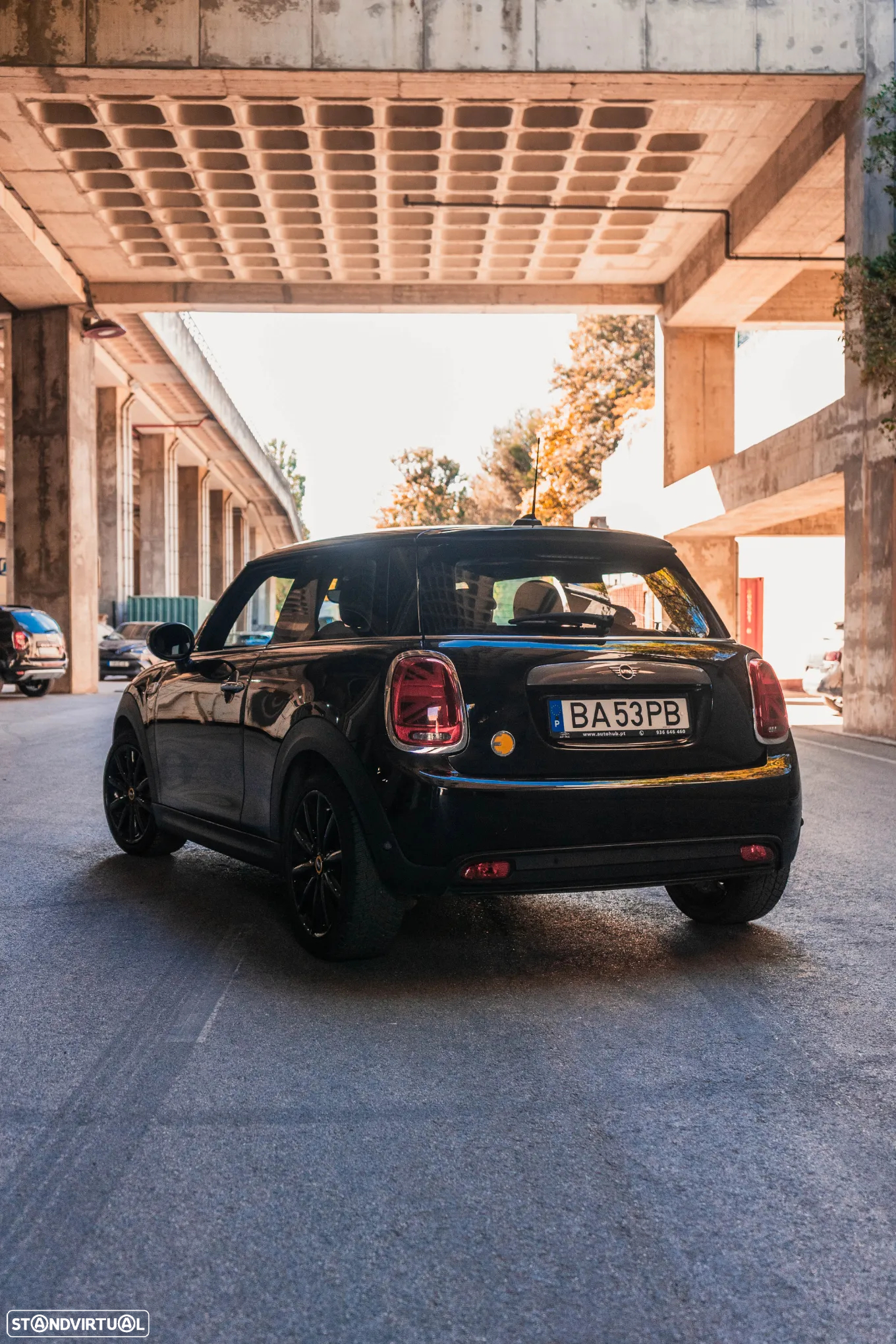 MINI 3 Portas Cooper E Classic S - 3