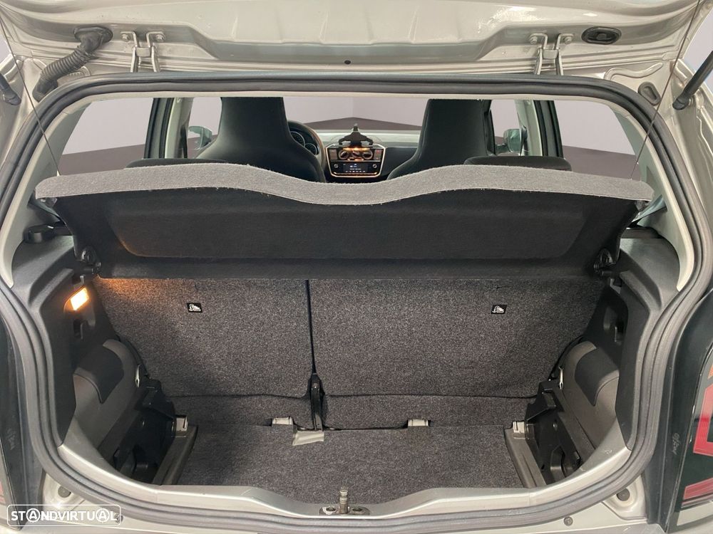 VW Up! - 18
