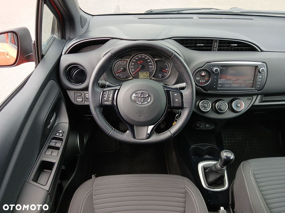 Toyota Yaris - 24