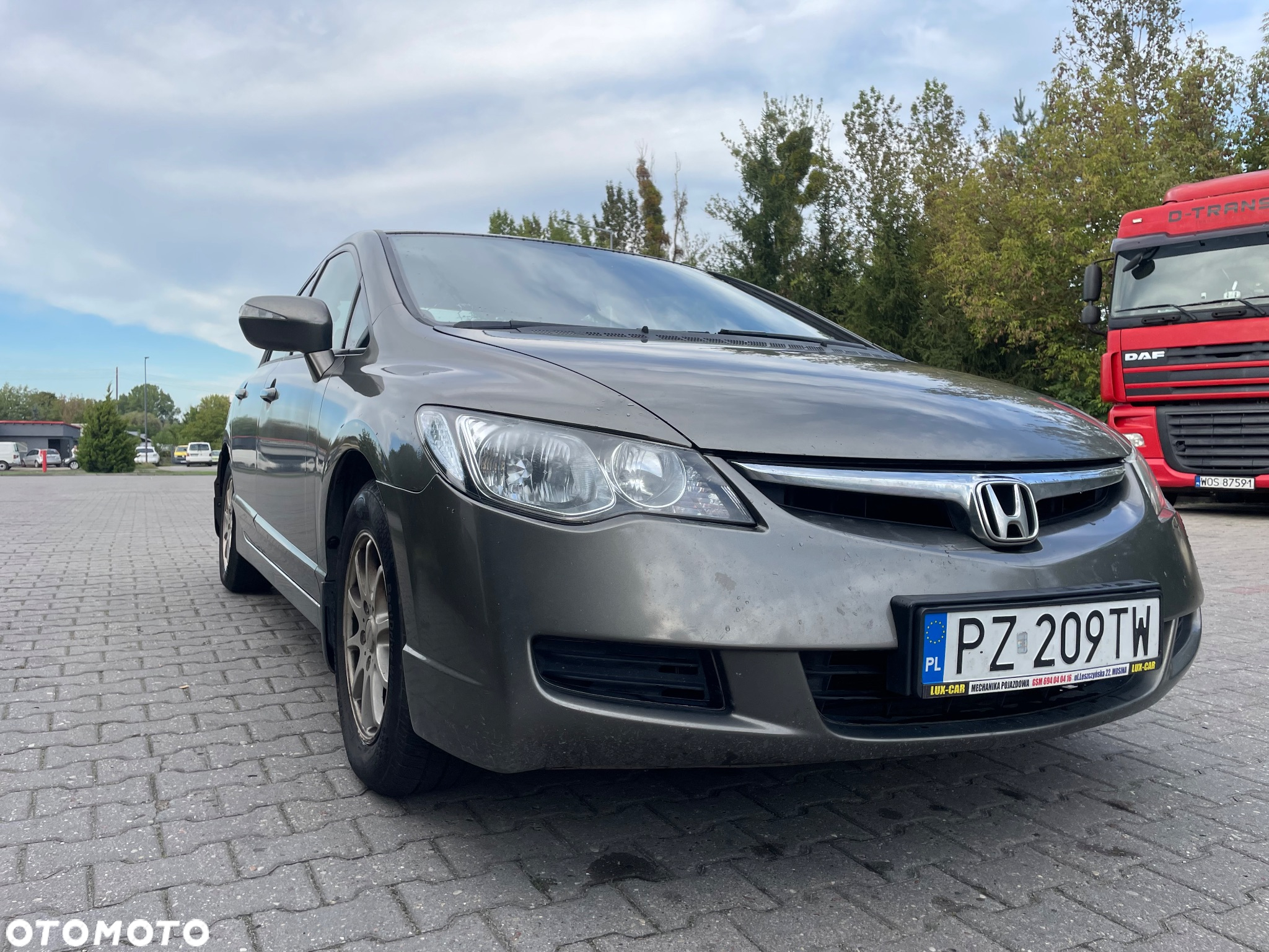 Honda Civic 1.8 Comfort - 13