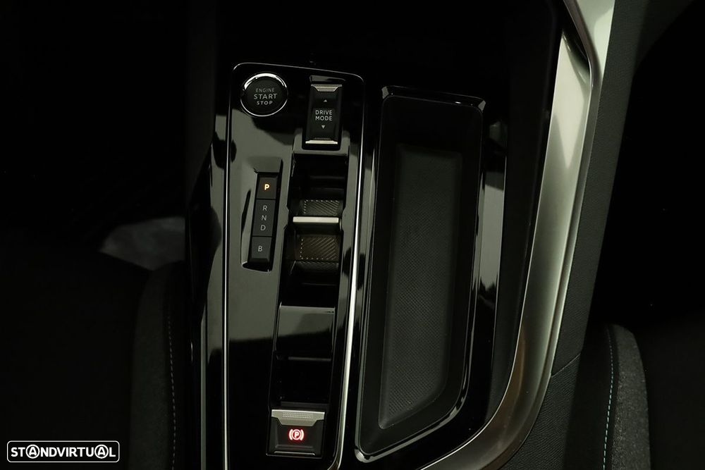 Peugeot 3008 1.6 Hybrid Allure e-EAT8 - 11