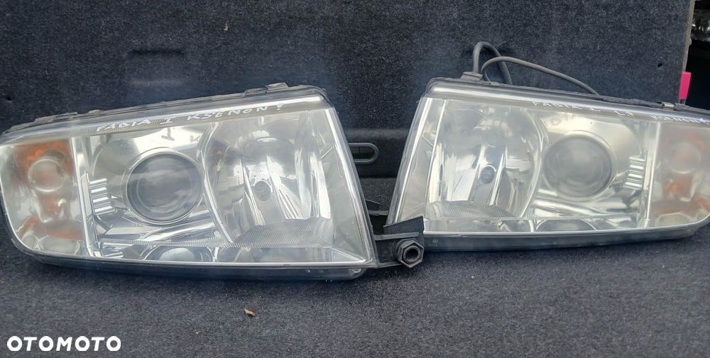 Skoda Fabia I Xenon lampa przednia lewa, prawa - 1