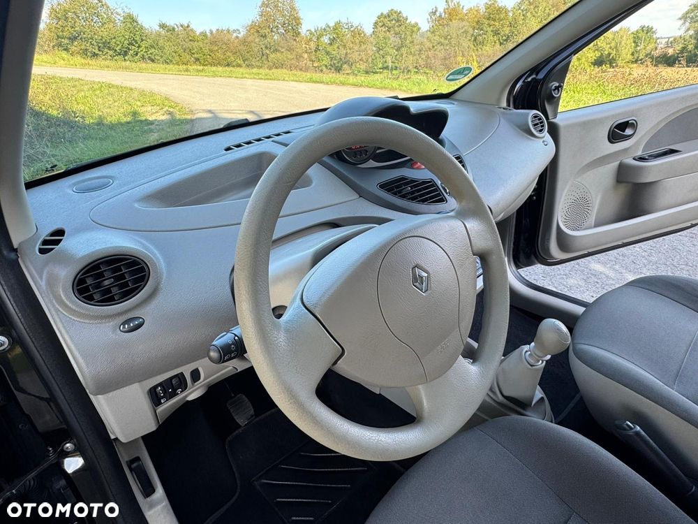 Renault Twingo 1.2 8V Access - 28