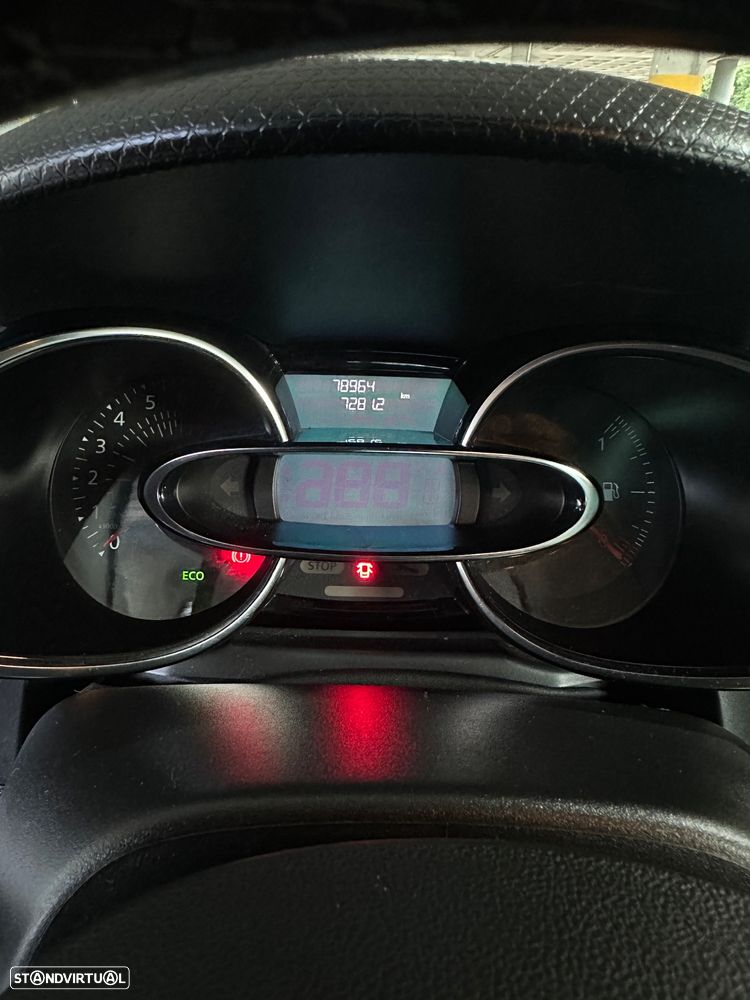Renault Clio 0.9 TCe Limited - 12