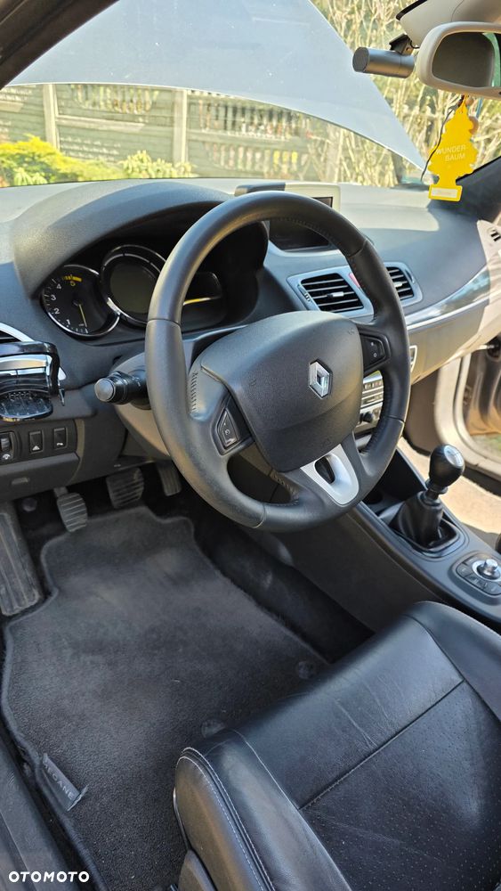 Renault Megane 1.9 dCi Privilege - 8