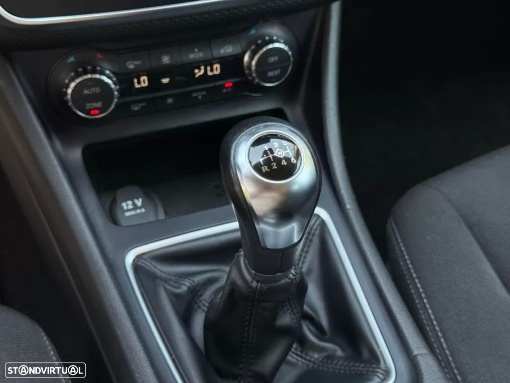Mercedes-Benz A 180 CDI (BlueEFFICIENCY) Urban - 18
