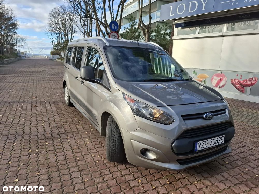 Ford Tourneo Connect Grand - 15