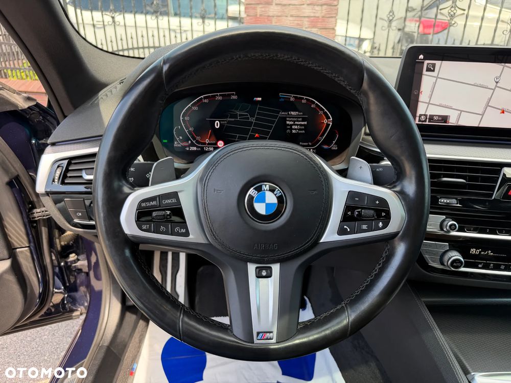 BMW Seria 5 520d xDrive MHEV M Sport sport - 25