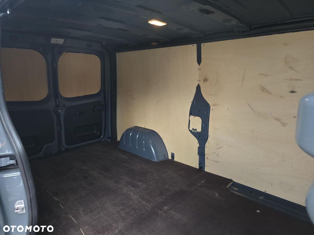 Renault trafic - 10
