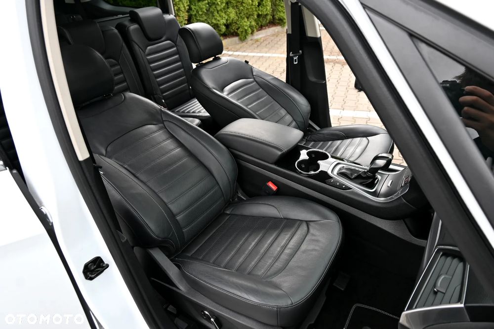 Ford Galaxy 2.0 TDCi Bi-Turbo Titanium PowerShift - 28