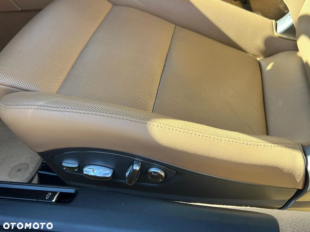 Porsche 911 Carrera S PDK - 11