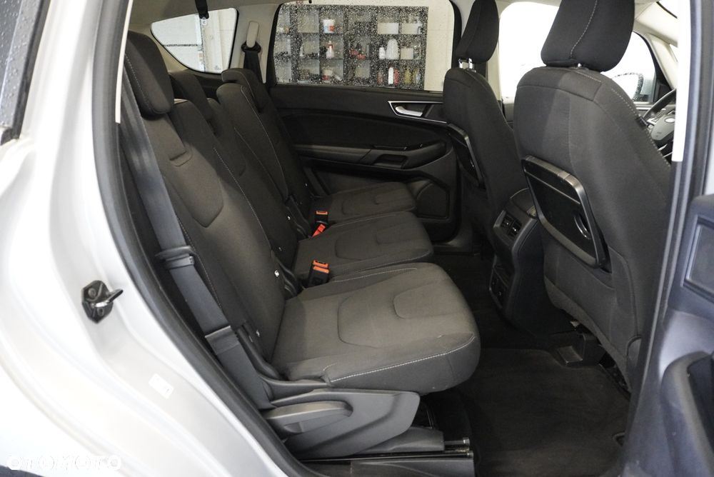 Ford S-Max 2.0 TDCi Titanium PowerShift - 11