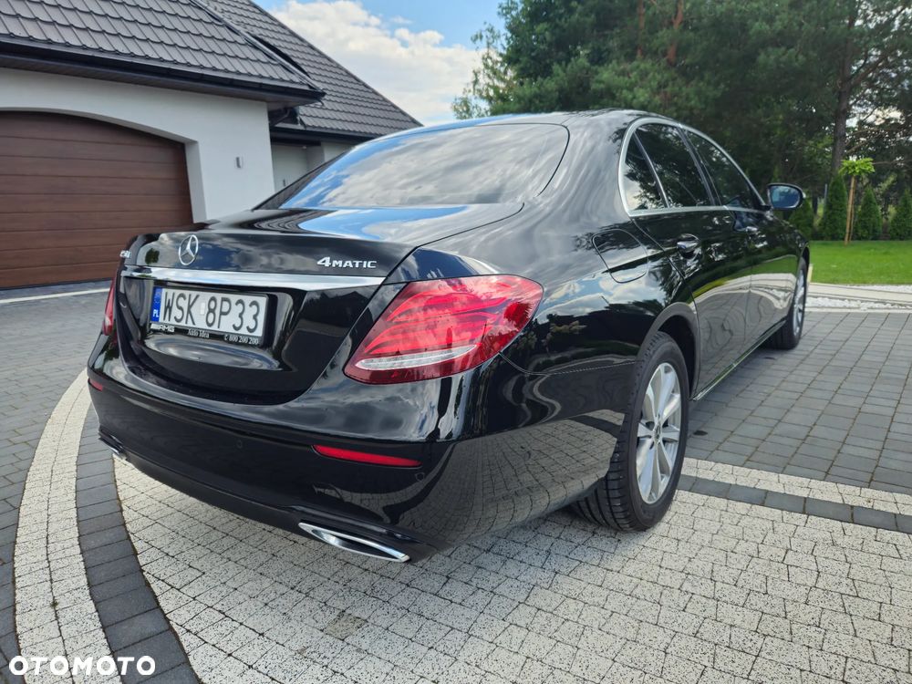 Mercedes-Benz Klasa E 220 d 4-Matic Business Edition 9G-TRONIC - 3