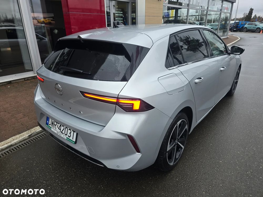 Opel Astra 1.2 Turbo Automatik Elegance - 10