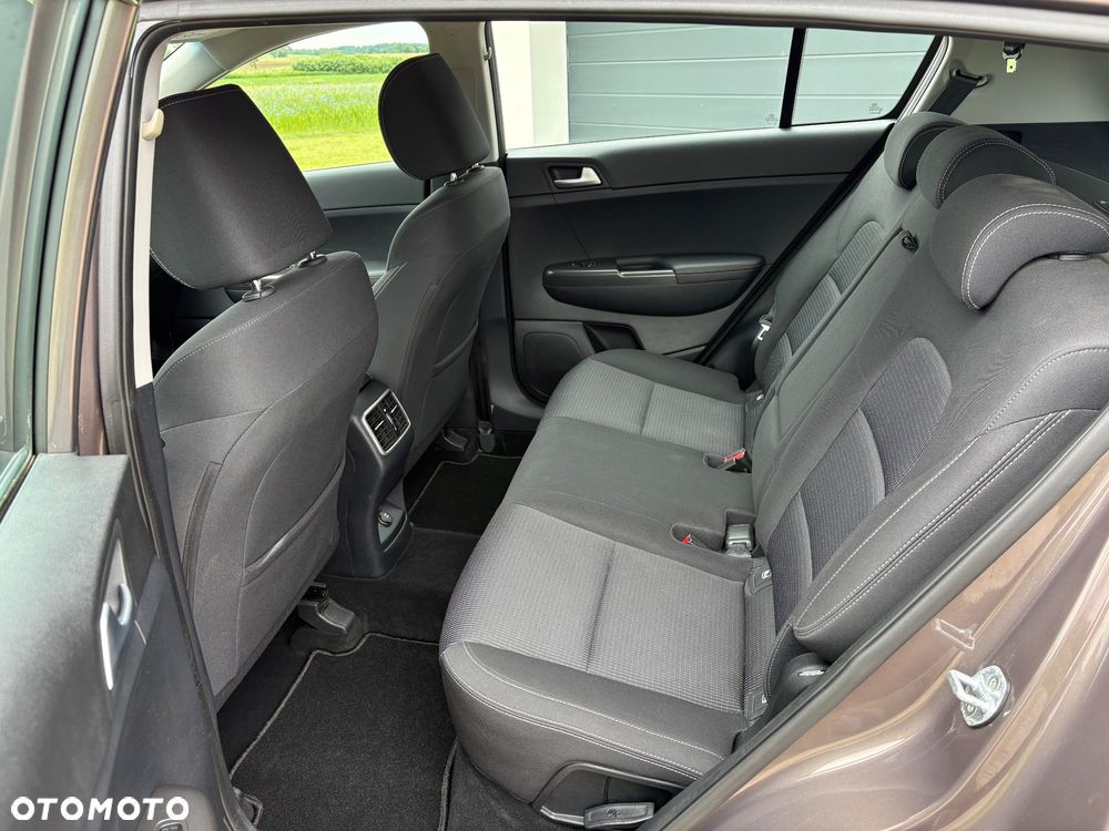 Kia Sportage 1.6 GDI 2WD VISION - 16
