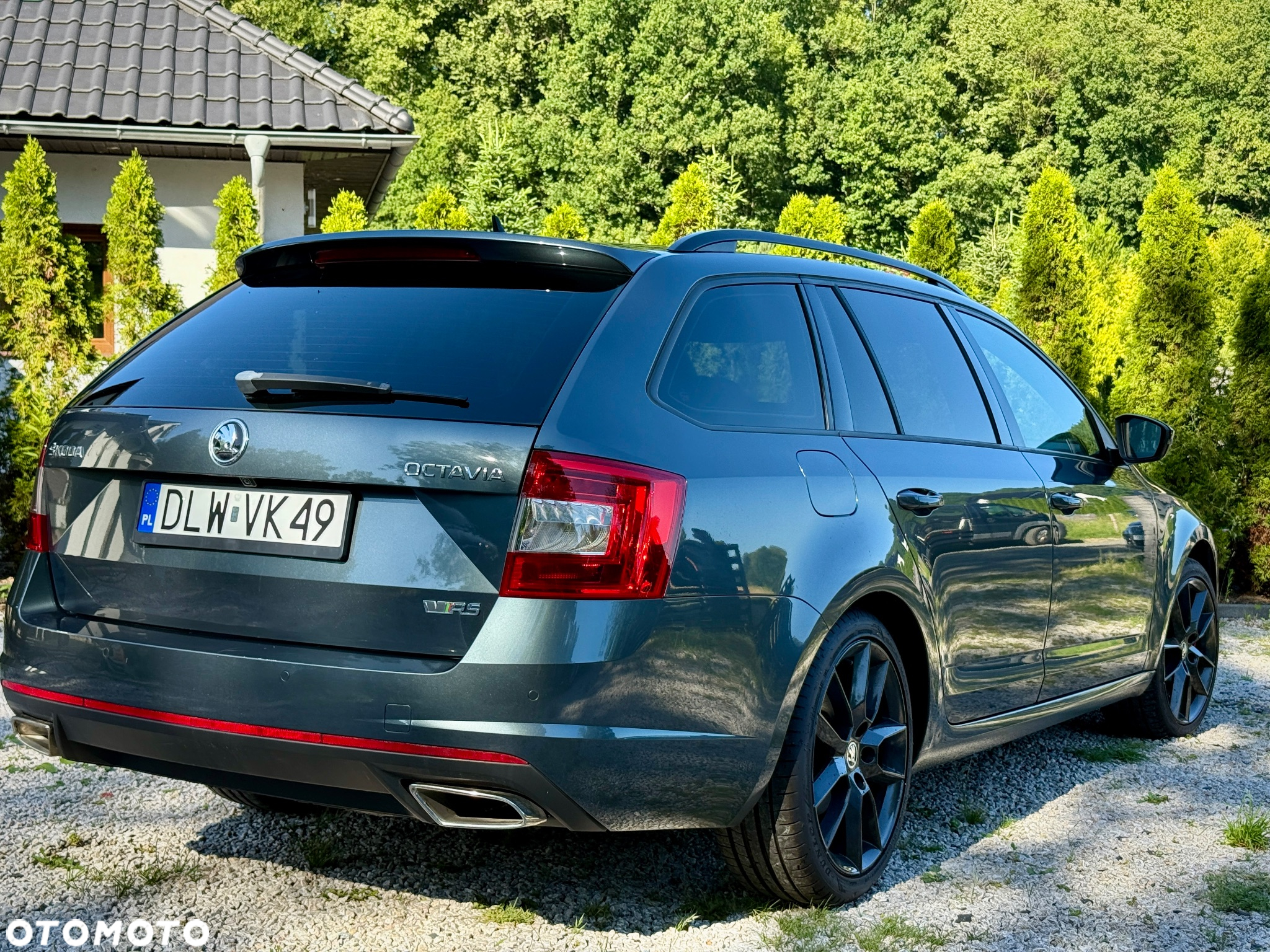 Skoda Octavia Combi 2.0 TDI DSG RS - 24