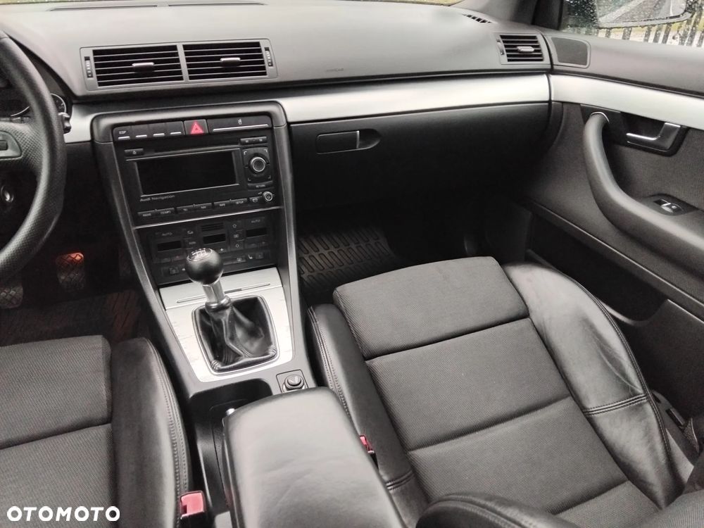 Audi A4 - 25