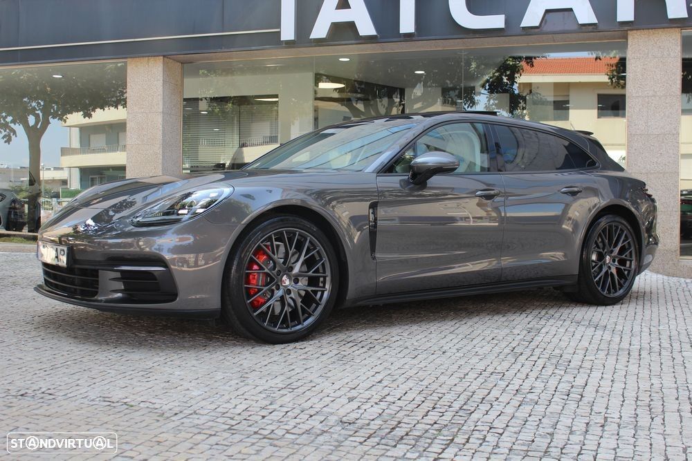 Porsche Panamera Sport Turismo 4 - 9
