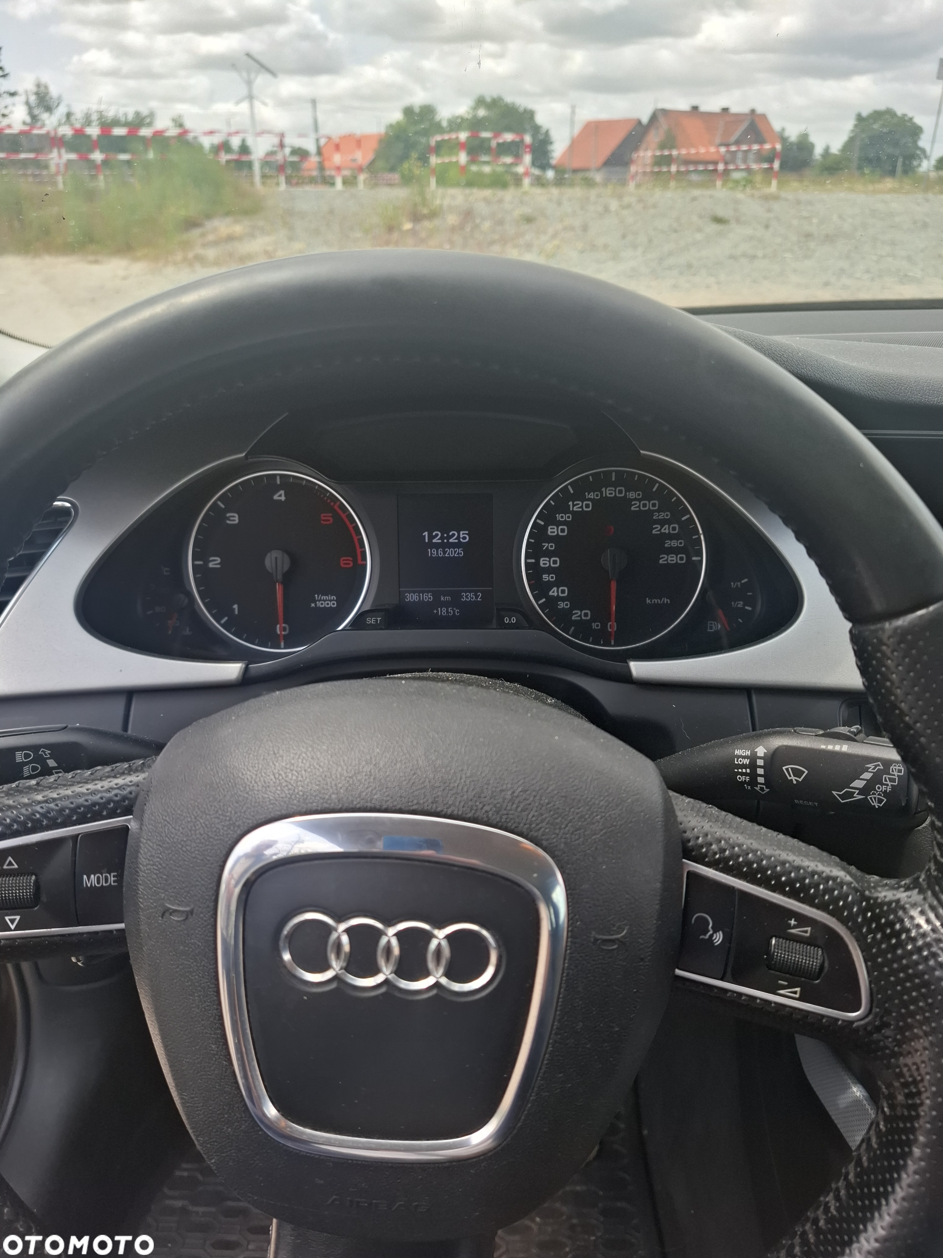 Audi A4 2.0 TDI - 9