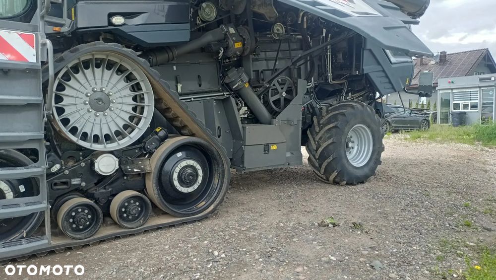 Massey Ferguson IDEAL 8 - 4