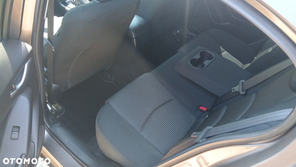 Mazda 3 2.0 Skymotion EU6 - 10