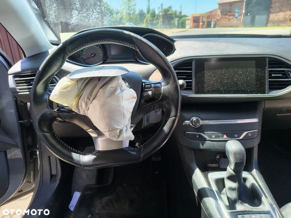 Peugeot 308 - 21