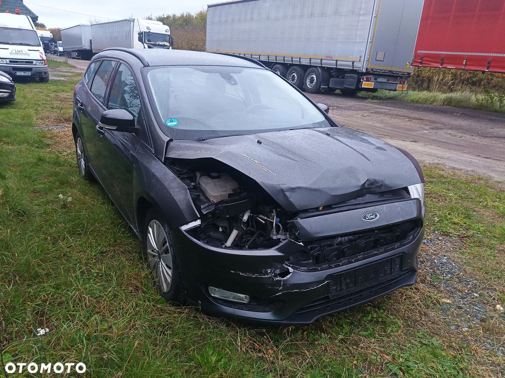 Ford Focus 1.5 EcoBoost Trend ASS - 3