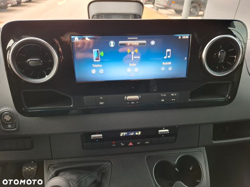 Mercedes-Benz Sprinter - 29