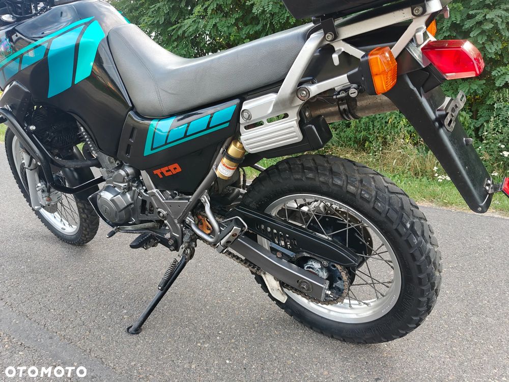Yamaha XTZ - 11