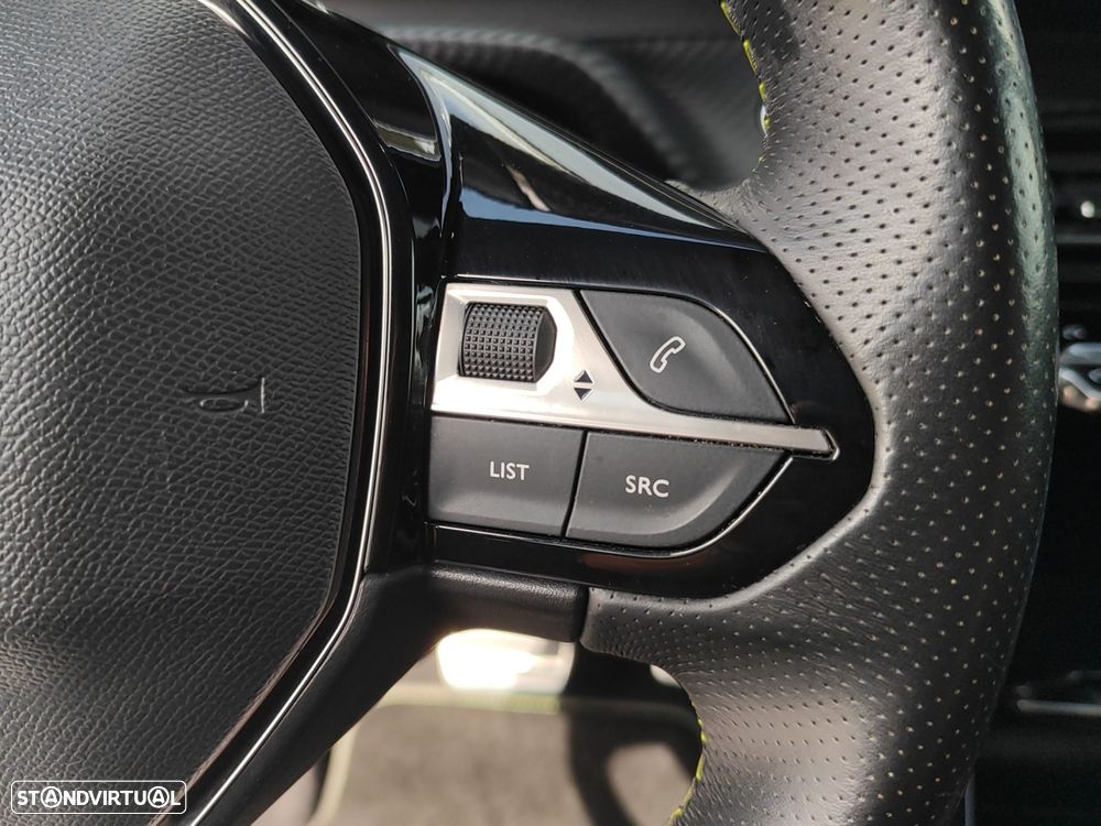 Peugeot e-208 50 kWh GT Line - 19