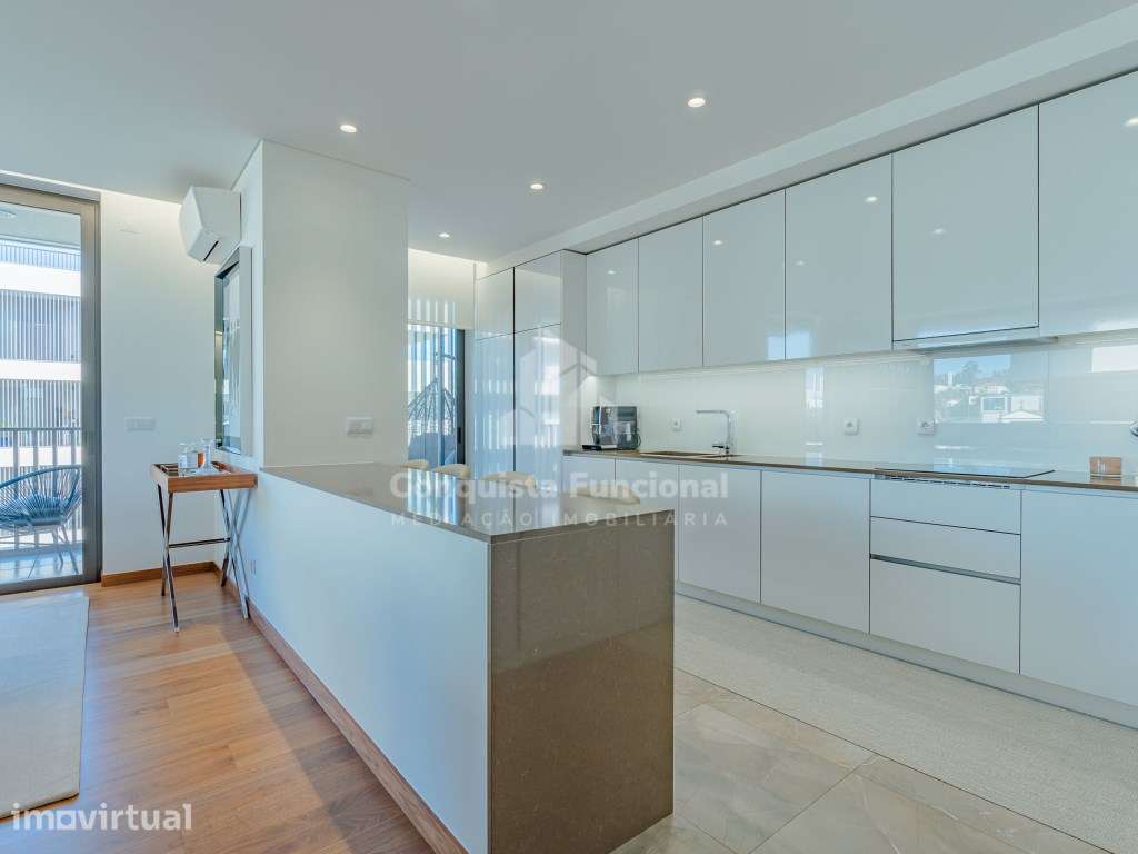 T3 exclusivo com jacuzzi no prestigiado Condomínio Hillgarden - Grande imagem: 5/41