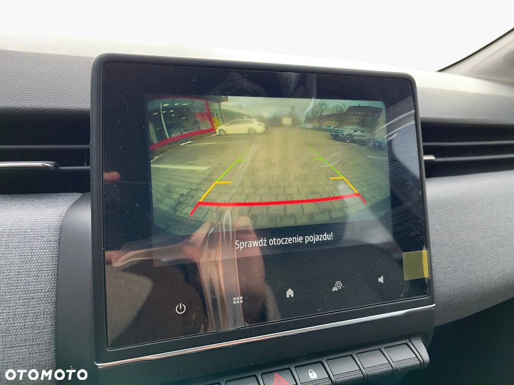 Renault Clio 1.0 TCe Evolution - 23