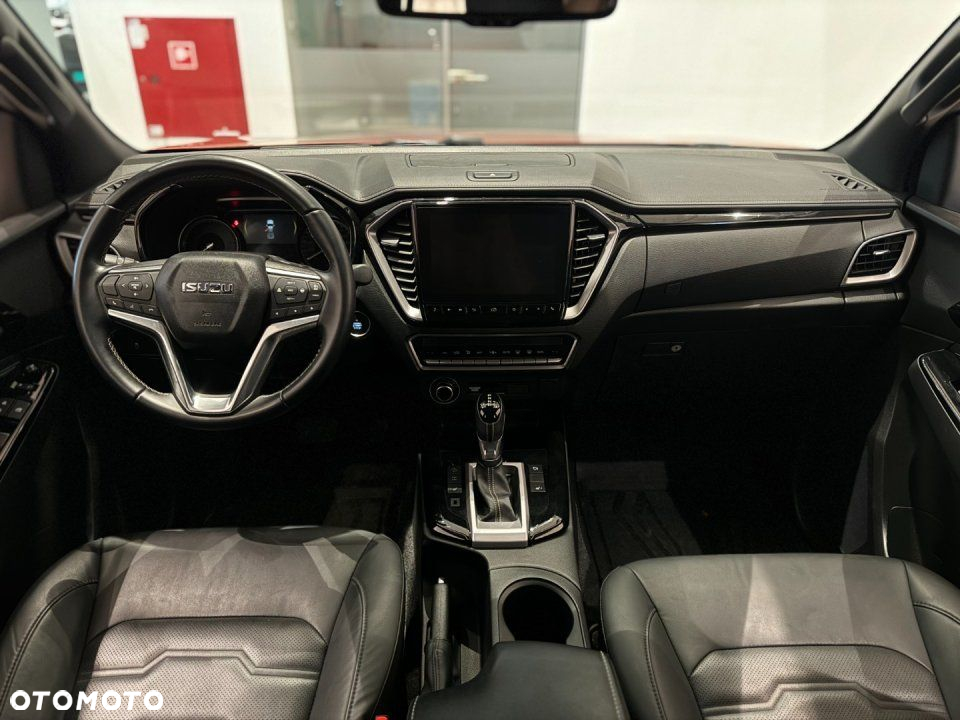 Isuzu D-Max - 9