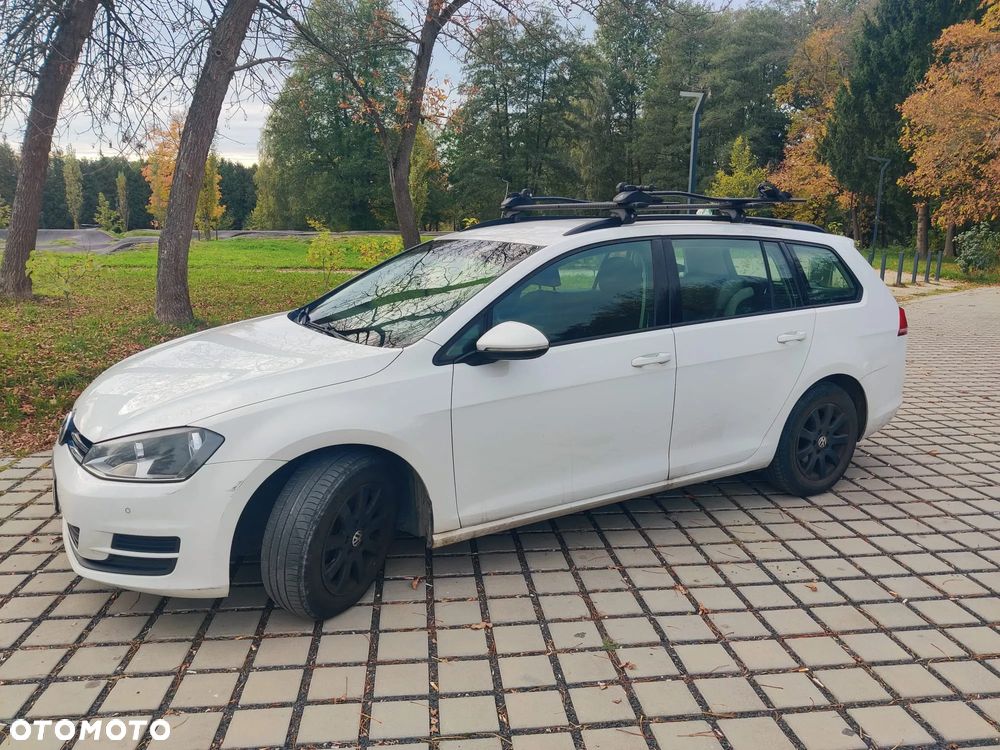 Volkswagen Golf - 2