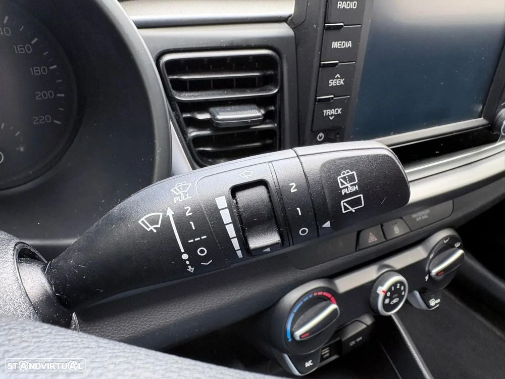 Kia Rio 1.2 CVVT Urban - 39