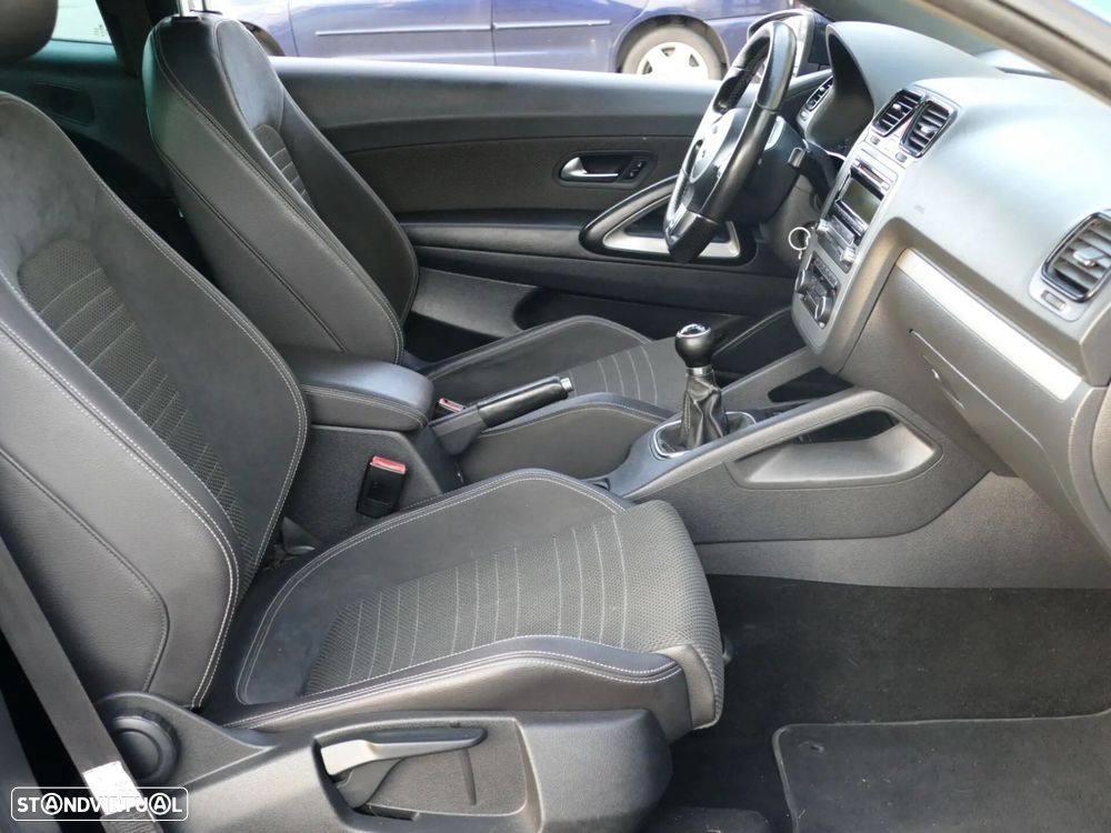 VW Scirocco 2.0 TDI Sport - 22