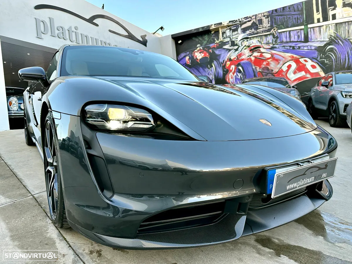 Porsche Taycan Sport Turismo Turbo S - 45