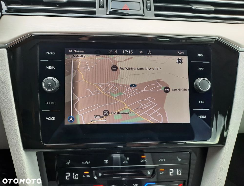 Volkswagen Passat 2.0 TDI Elegance DSG - 27