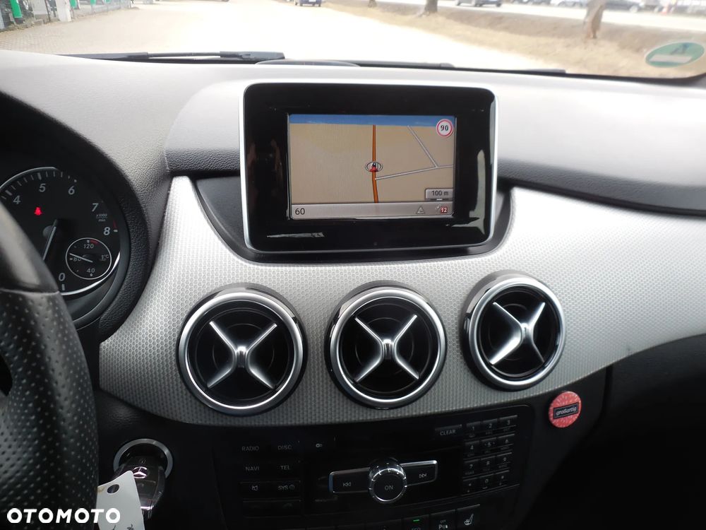 Mercedes-Benz Klasa B - 22