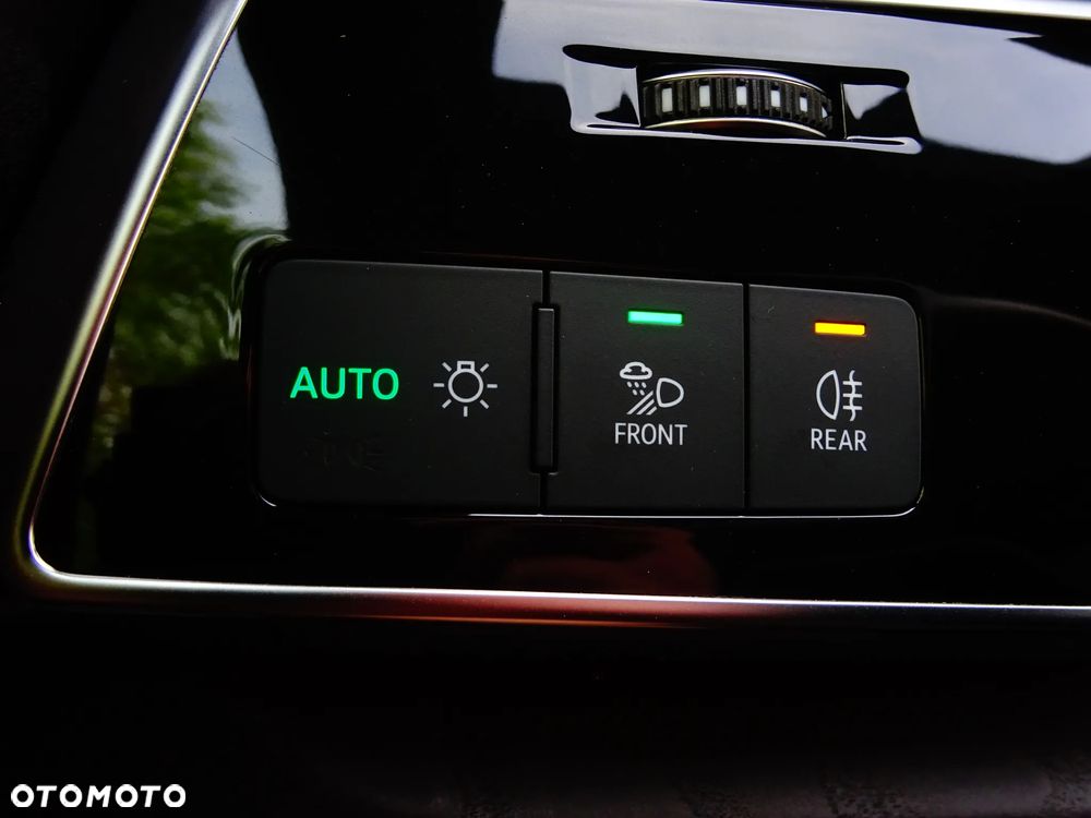 Audi Q8 SUV TFSI quattro 250 kW tiptronic S line business - 14