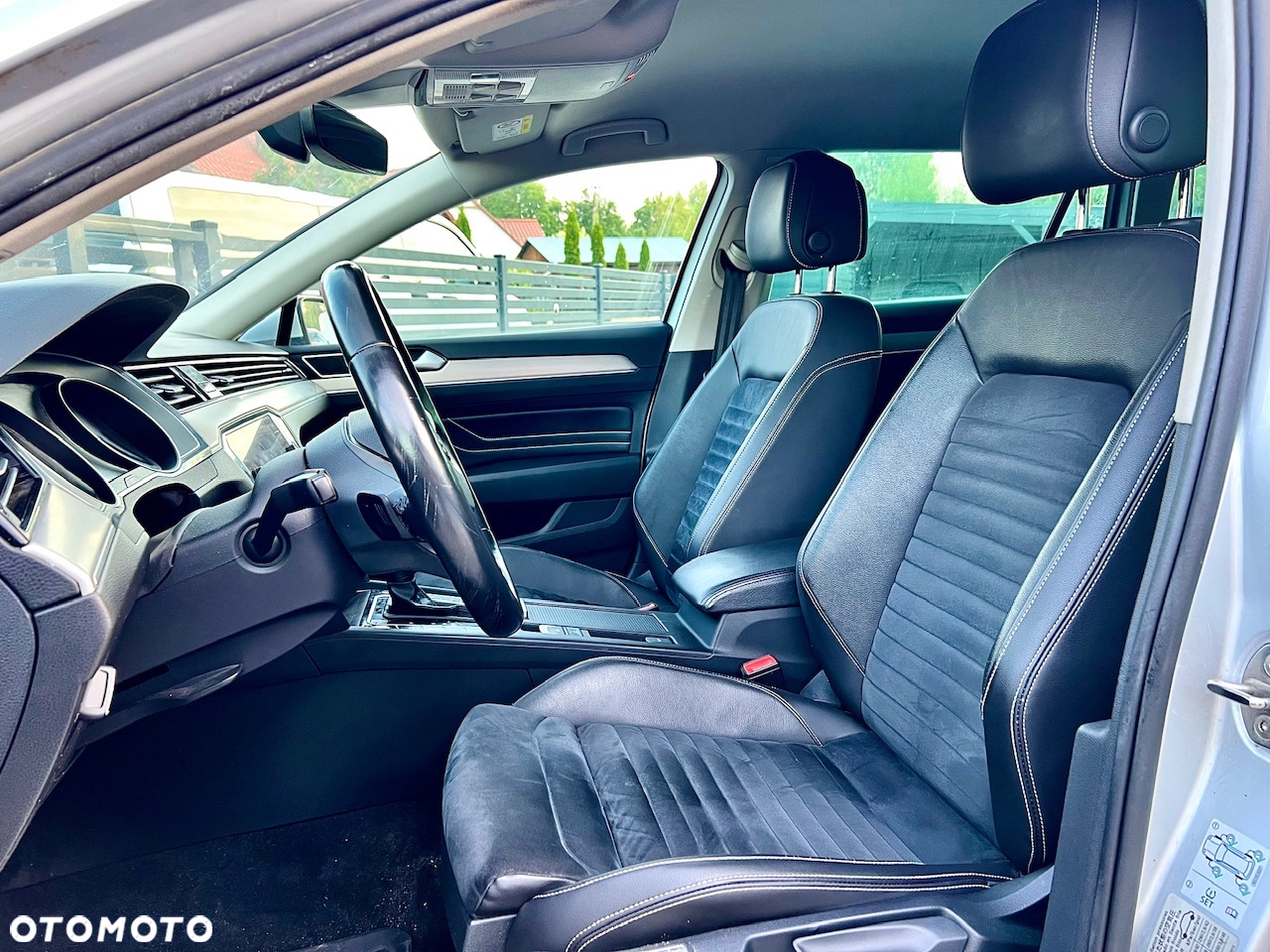 Volkswagen Passat 2.0 TDI 4Mot Elegance DSG - 19